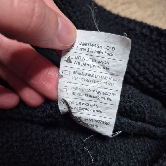 Vince Black Crochet Knit Cotton Tank Size Small - Picture 6 of 6